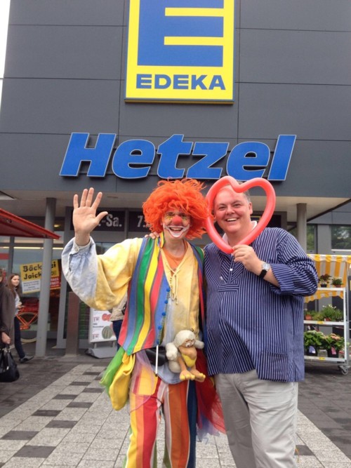 Edeka aktiv Markt Andre Hetzel in Fahrdorf und Clown Öern
