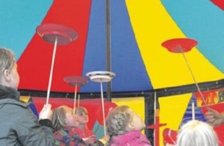 Kindermitmachzirkus Kinder-Mitmach-Zirkus Mitmachzirkus Clown buchen Grundschule Kindergarten Clown Oern Schleswig Flensburg Kiel Rendsburg Husum Kappeln Schleswig-Holstein S&uuml;derbrarup Satrup und Eckernf&ouml;rde